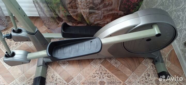 Эллиптический тренажер torneo