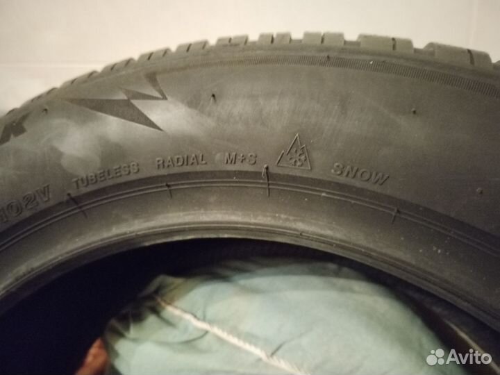 Bridgestone Blizzak LM-005 225/55 R18 102V
