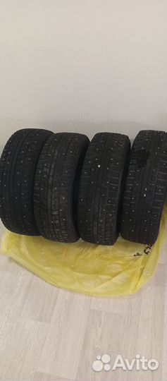 Dunlop SP Winter Ice 01 175/65 R14 82T