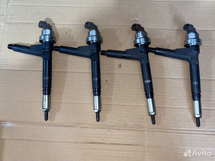 Форсунки 897313-8615 Opel Z17DTH 1.7cdti