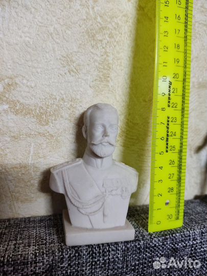 Статуэтки Российские Императоры (3300 за обе)