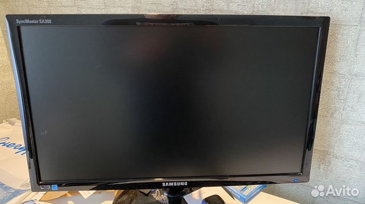 Монитор Samsung sa 300