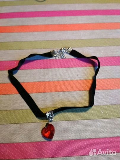 Украшения Чëкеры на шею новые