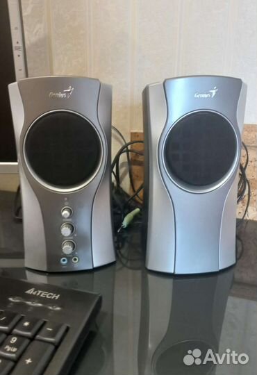 Монитор, колонки, клавиатура