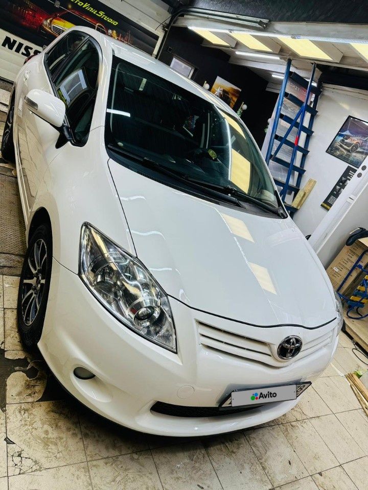 Toyota Auris: фото владельца