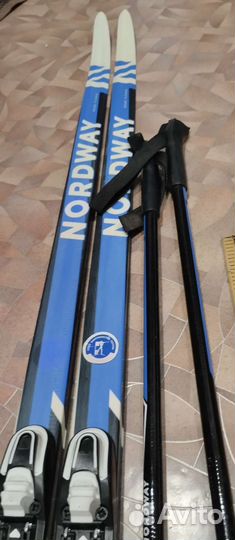 Беговые лыжи