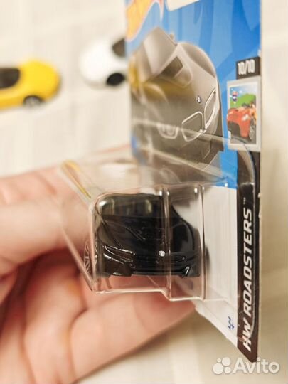 Hot Wheels Bmw i8 Roadster Bmw 507 красная