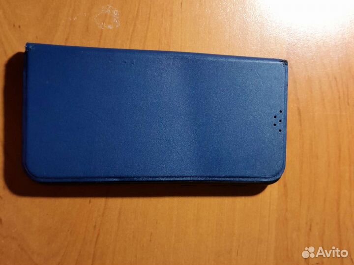 Чехлы на телефоны