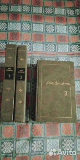 Книги в ассортименте