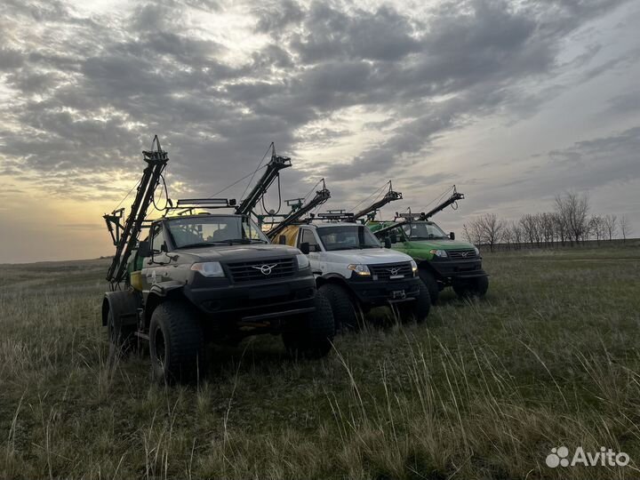 Опрыскивание посевов пестицидами на пневмоходах