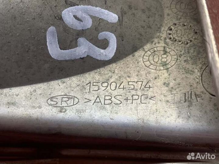 Рамка противотуманной фары передняя левая Cadillac