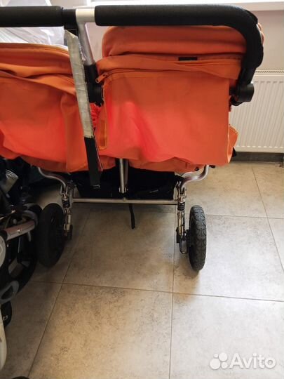 Коляска для двойни или погодок