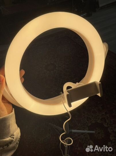 Кольцевая лампа