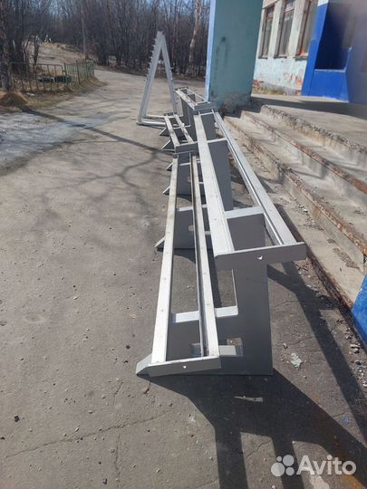 Стойки под гатели, грифы