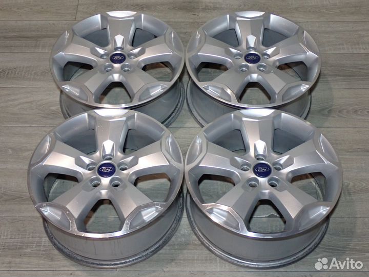 Комплект оригинальных R18 дисков Ford Kuga