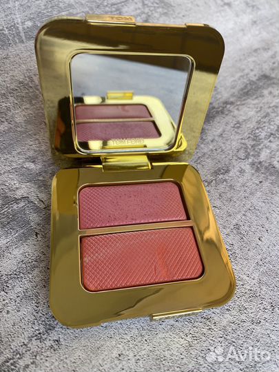 Tom ford румяна exotic flora