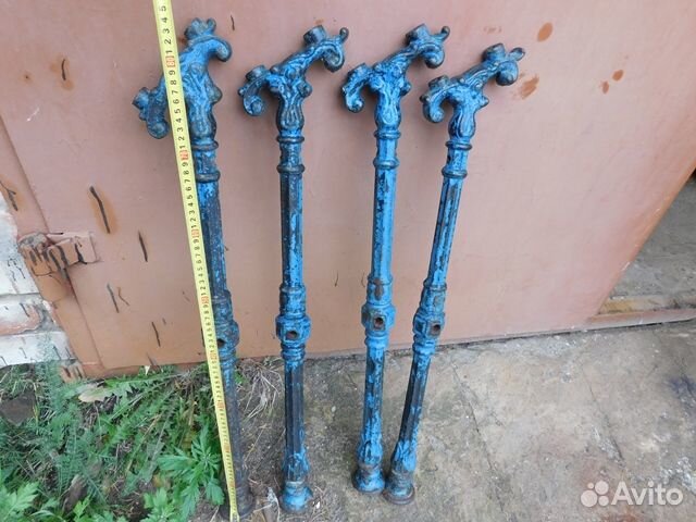 4 красивые, чугунные балясины с усадьбы фабрикант
