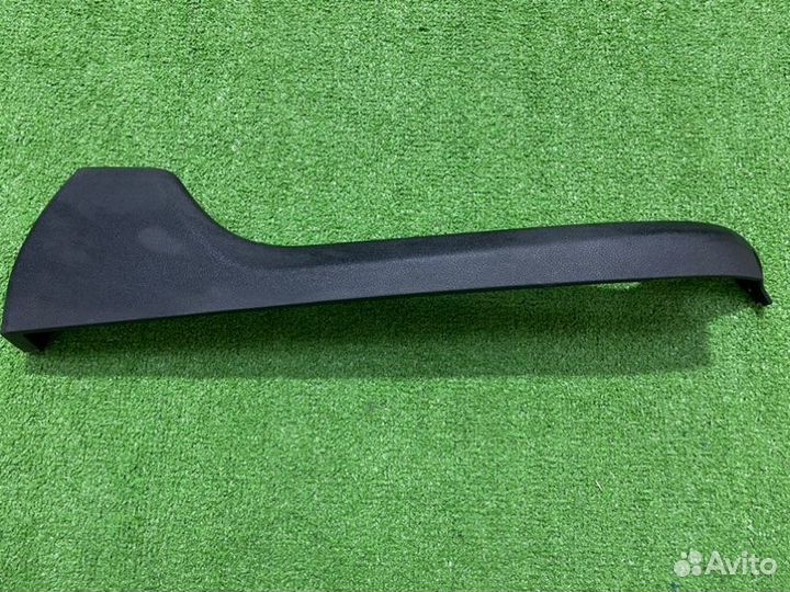 Накладка сиденья правая Bmw 5-Series G30 2015