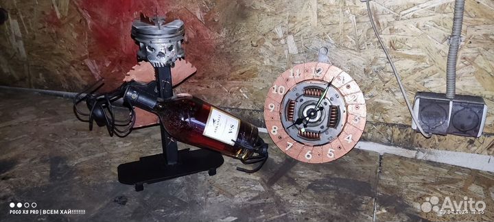 Часы. подставка