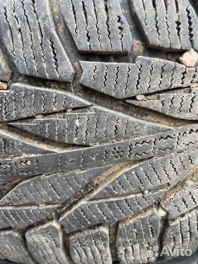 Nokian Tyres Hakkapeliitta R2 SUV 215/65 R17