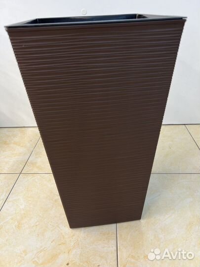 Кашпо для цветов напольное