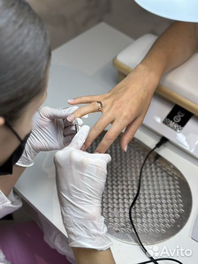 Рабочее место мастера маникюра