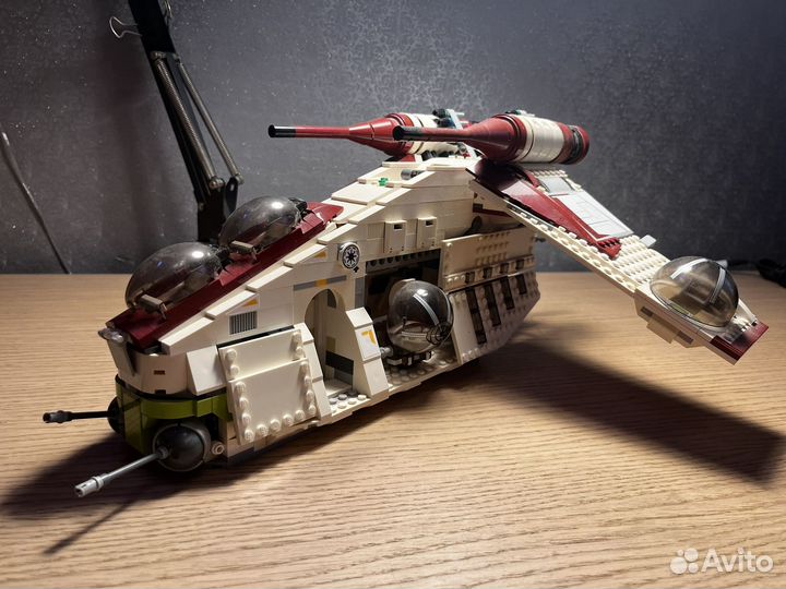 Lego 75309 Star Wars Корабль Республики