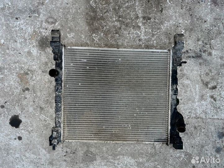 Радиатор охлаждения Chevrolet Spark M300 B12D2