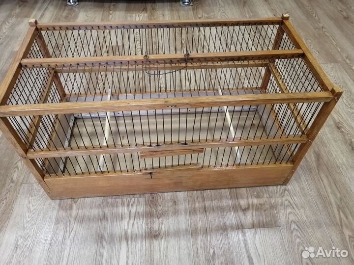 Клетка для птиц из дерева