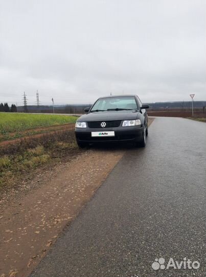 Volkswagen Passat 1.8 AT, 2000, 330 000 км