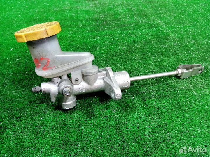 Главный цилиндр сцепления Subaru Legacy BP5 / B13