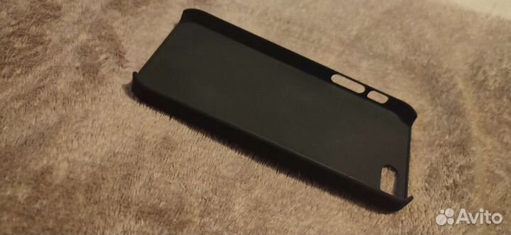 Чехлы на iPhone 4s новые