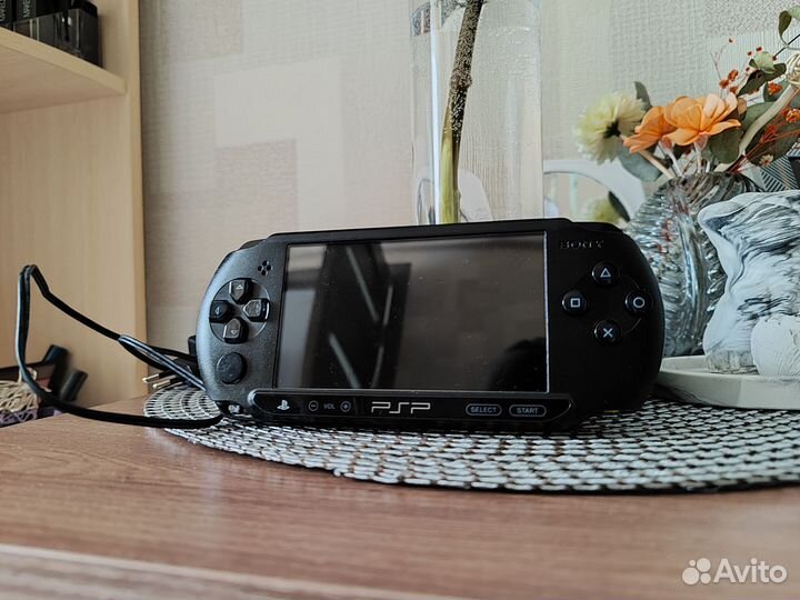 Sony PSP E1008 street 64 Гб сотни игр
