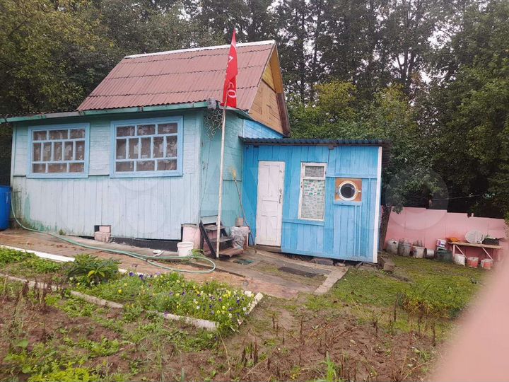 Дача 20 м² на участке 5,5 сот.