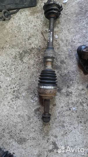 Левый привод Лансер 9