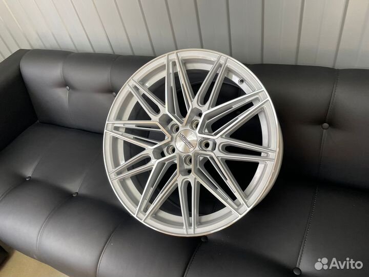 Диски Land Rover R18 литые новые