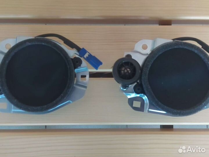 Динамики задней двери Lexus lx 570