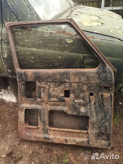 Дверь передняя газ 21
