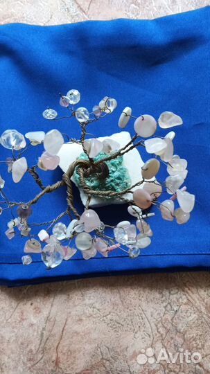 Искусственное дерево из поделочных камней сувенир