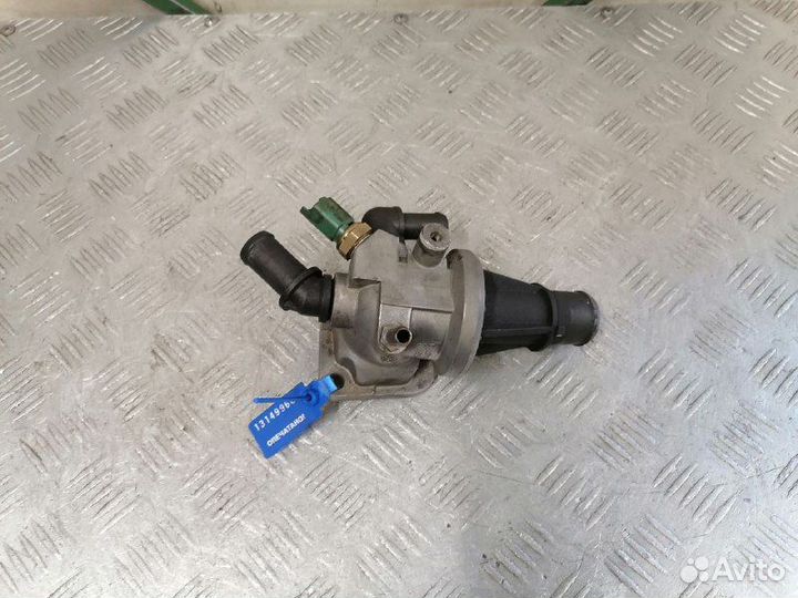 Корпус термостата Opel Combo C 1.3 16V CDTi