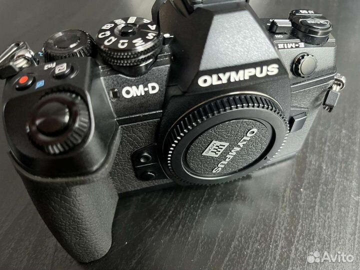 Фотоаппарат Olympus om-d e-m1 mark II