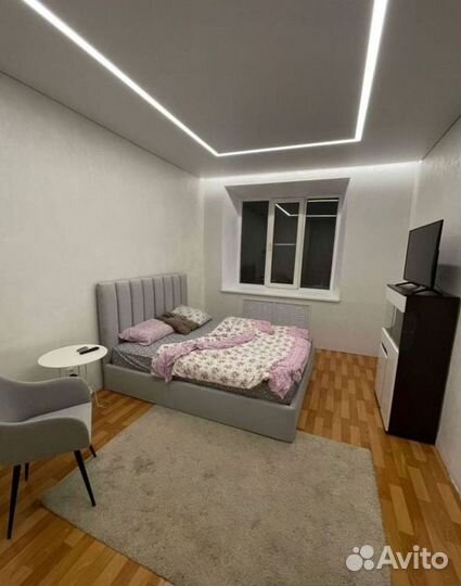 Дизайнерская кровать