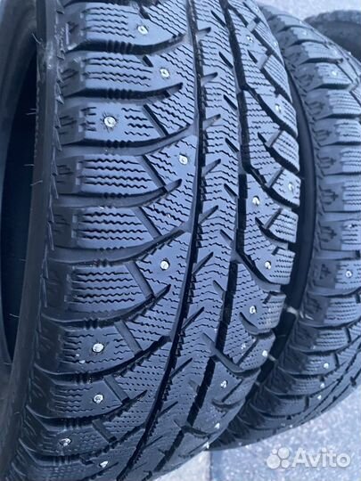 Bridgestone Ice Cruiser 7000S 185/65 R15 88T