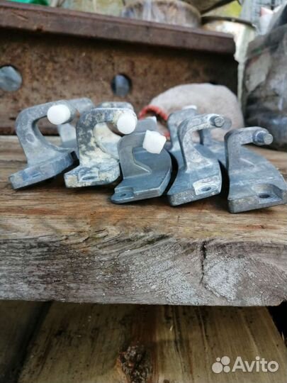 Петля люка для стиральной машины Bosch Siemens