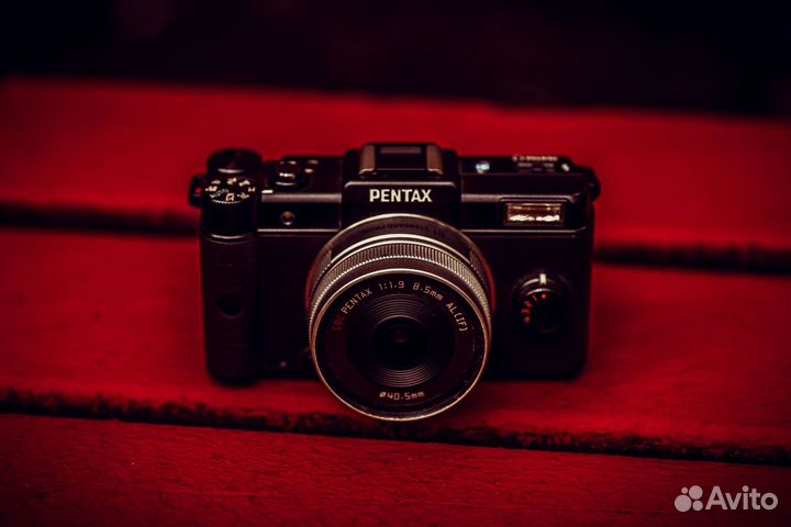 Самый маленький Фотоаппарат Pentax Q