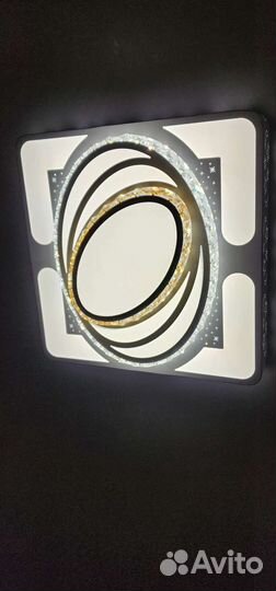 Светильник потолочный