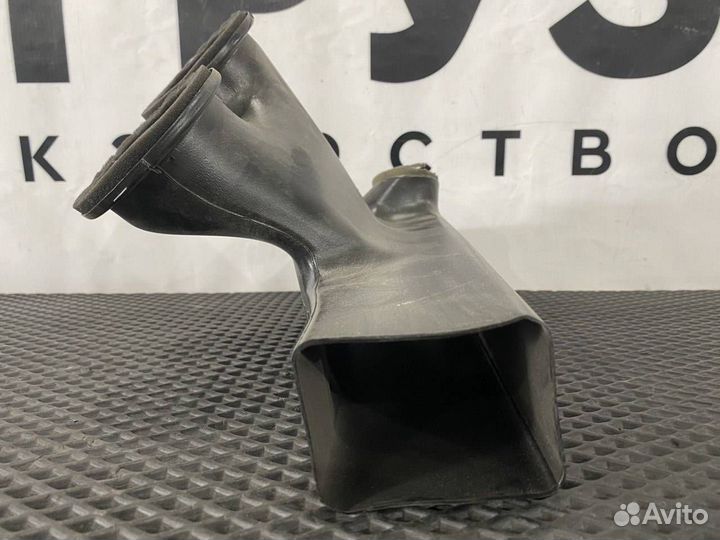 Воздуховод печки Renault T 82240829