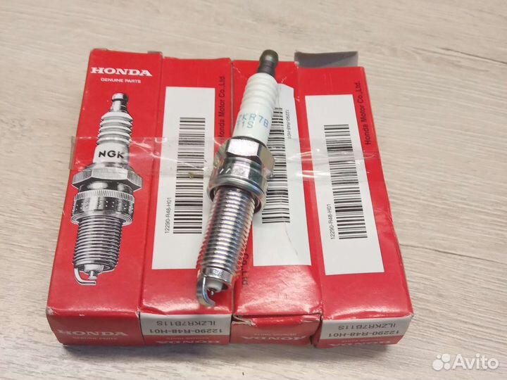 Свеча зажигания Honda 12290-R48-H01