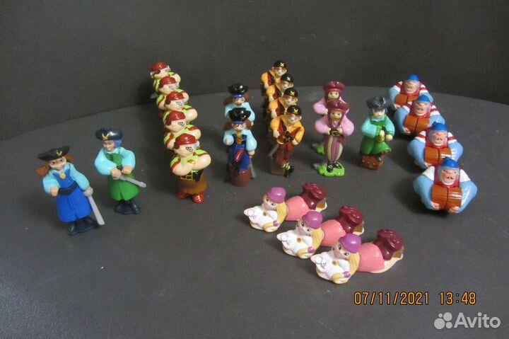 Пираты серия + вкладыш, пираты метал