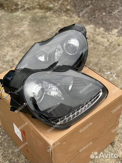 Фары Porsche Cayenne 955 02-06 ксенон с дхо черные